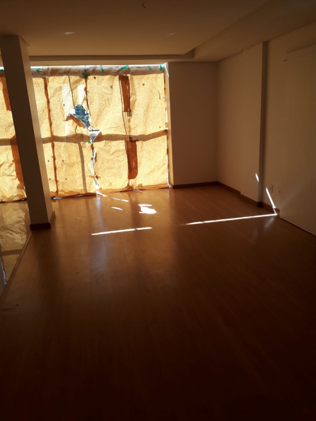 APARTAMENTO COM 2 DORMITÓRIOS