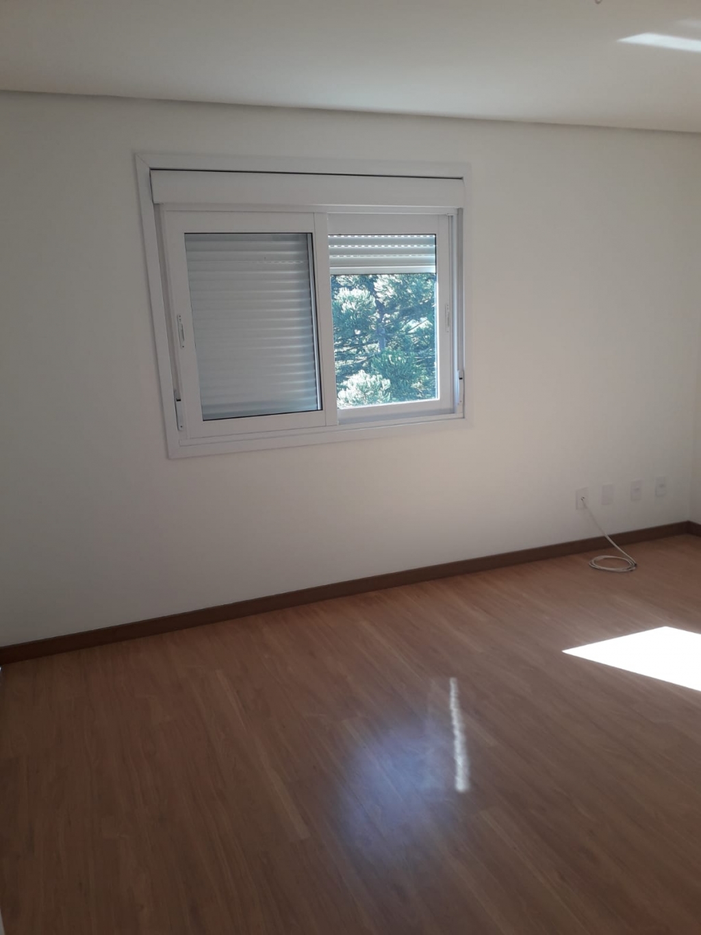 APARTAMENTO COM 2 DORMITÓRIOS