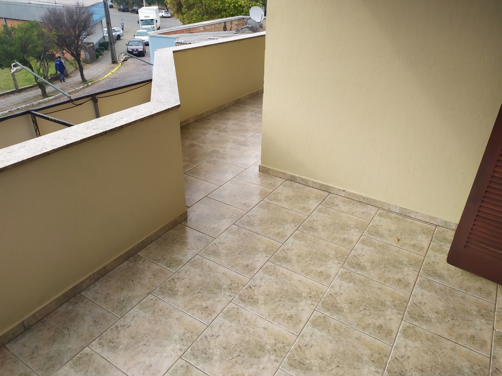 APARTAMENTO COM 3 DORMITÓRIOS