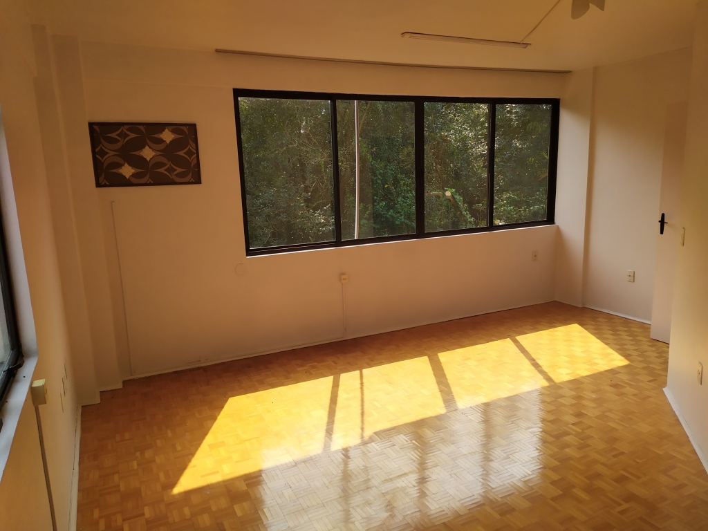 SALA COMERCIAL