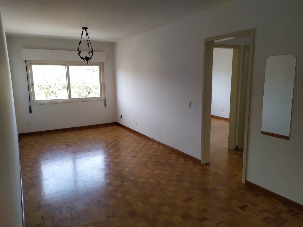 APARTAMENTO COM 2 DORMITÓRIOS