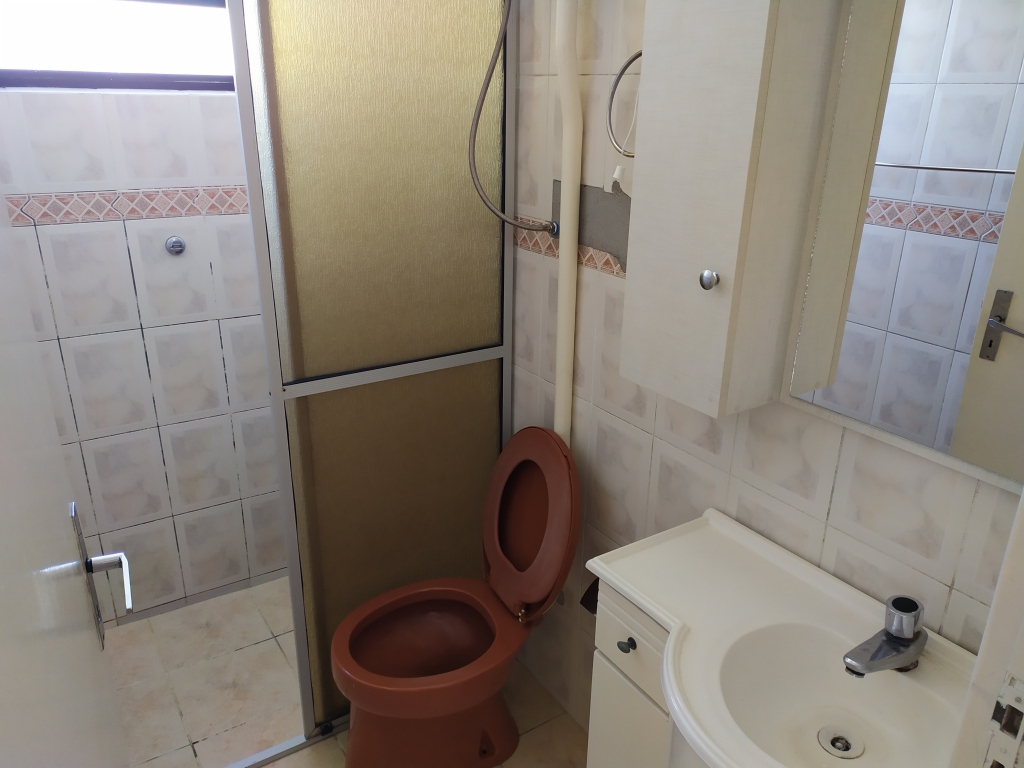APARTAMENTO COM 2 DORMITÓRIOS
