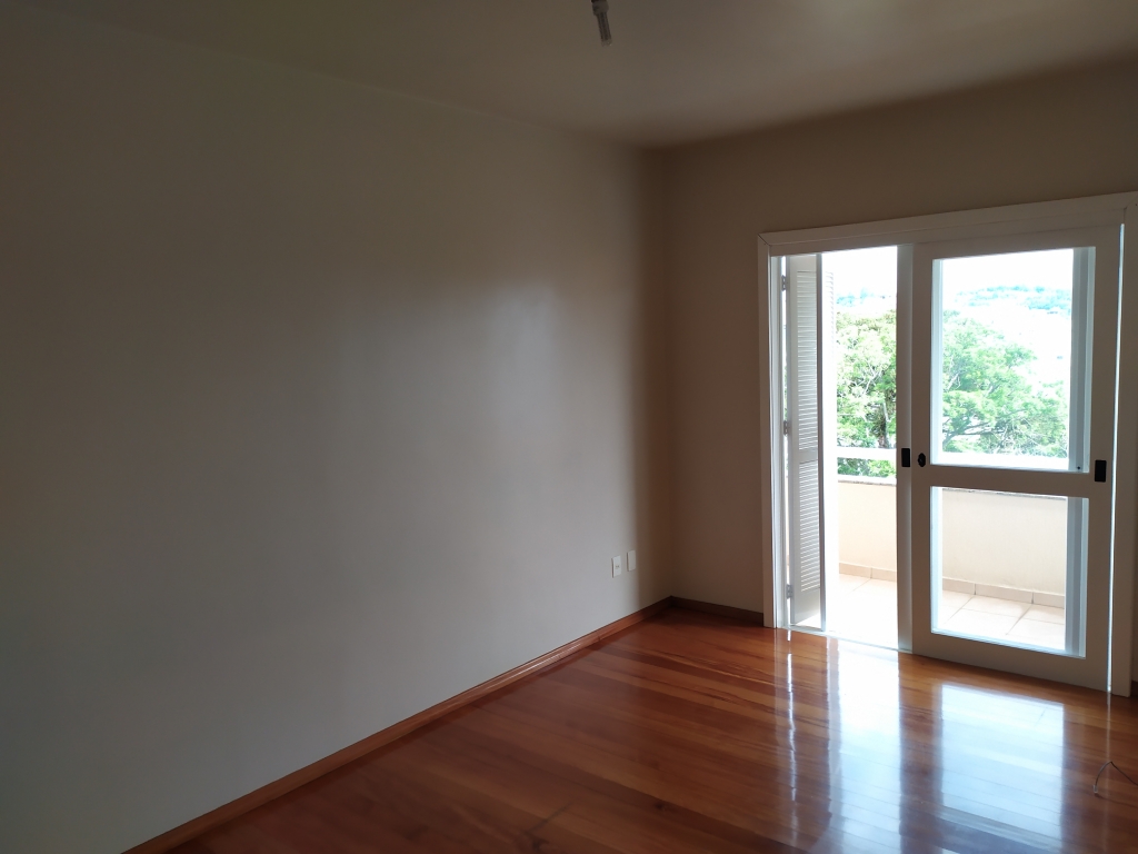 APARTAMENTO COM 2 DORMITÓRIOS
