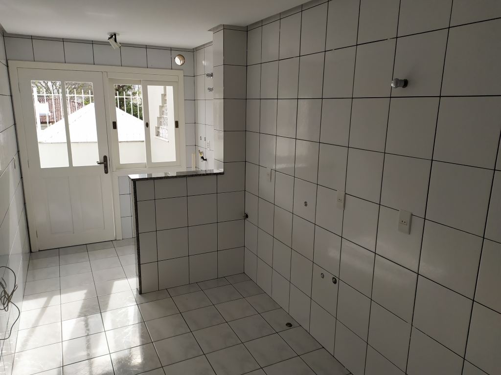 APARTAMENTO COM 2 DORMITÓRIOS