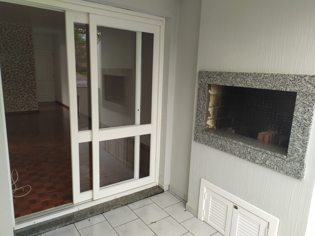 APARTAMENTO COM 2 DORMITÓRIOS
