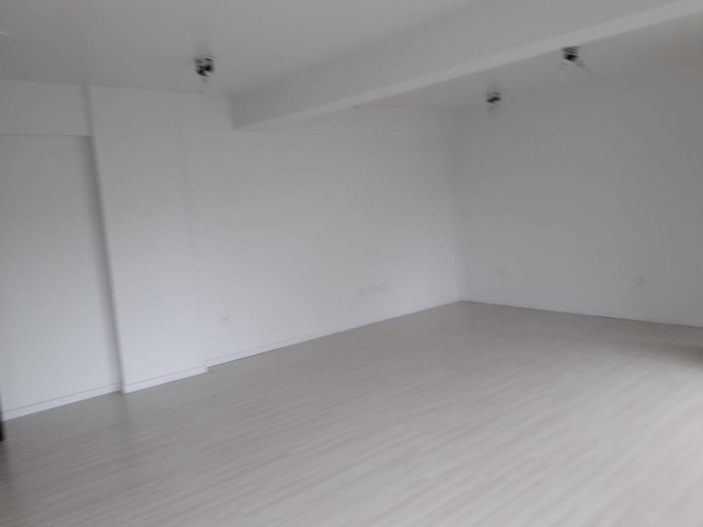 SALA COMERCIAL