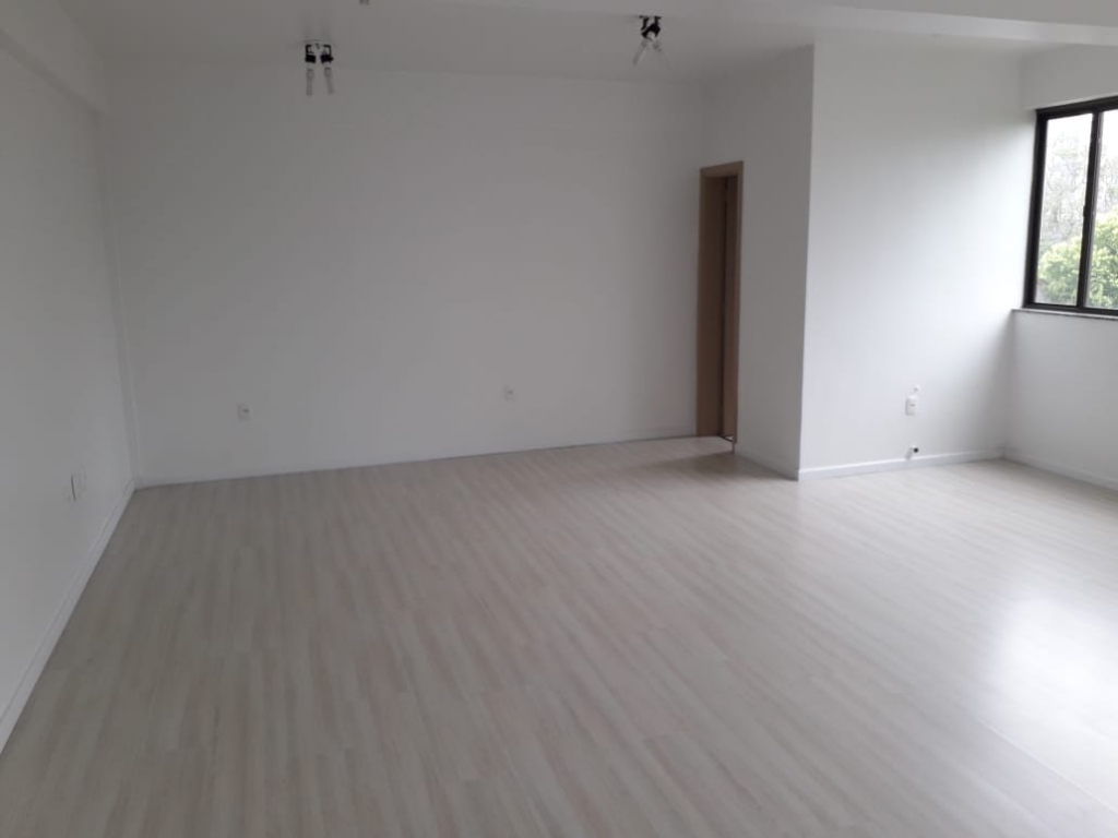 SALA COMERCIAL