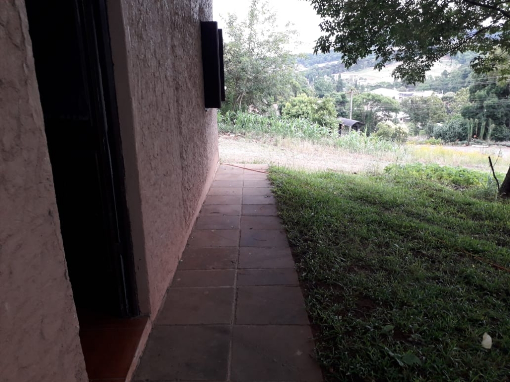 APARTAMENTO COM 2 DORMITÓRIOS
