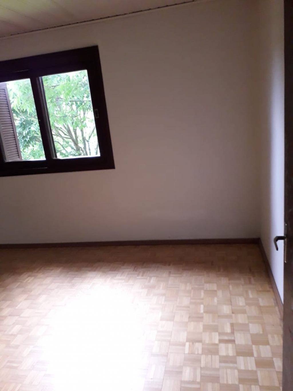 APARTAMENTO COM 3 DORMITÓRIOS