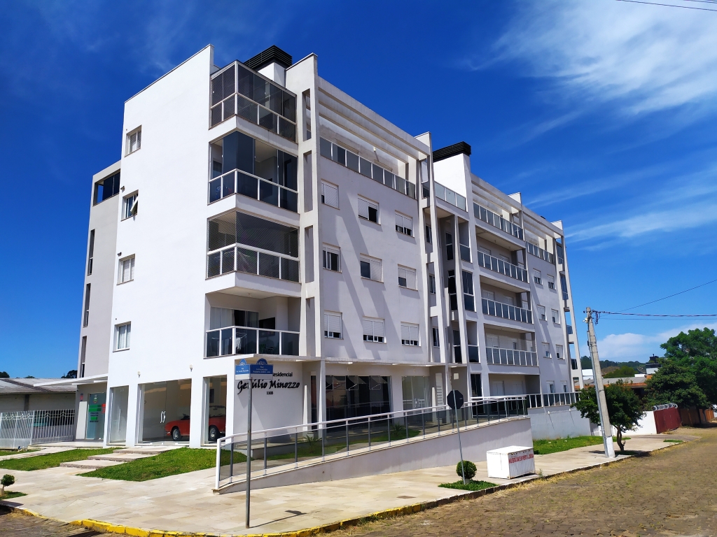 APARTAMENTO COM 2 DORMITÓRIOS