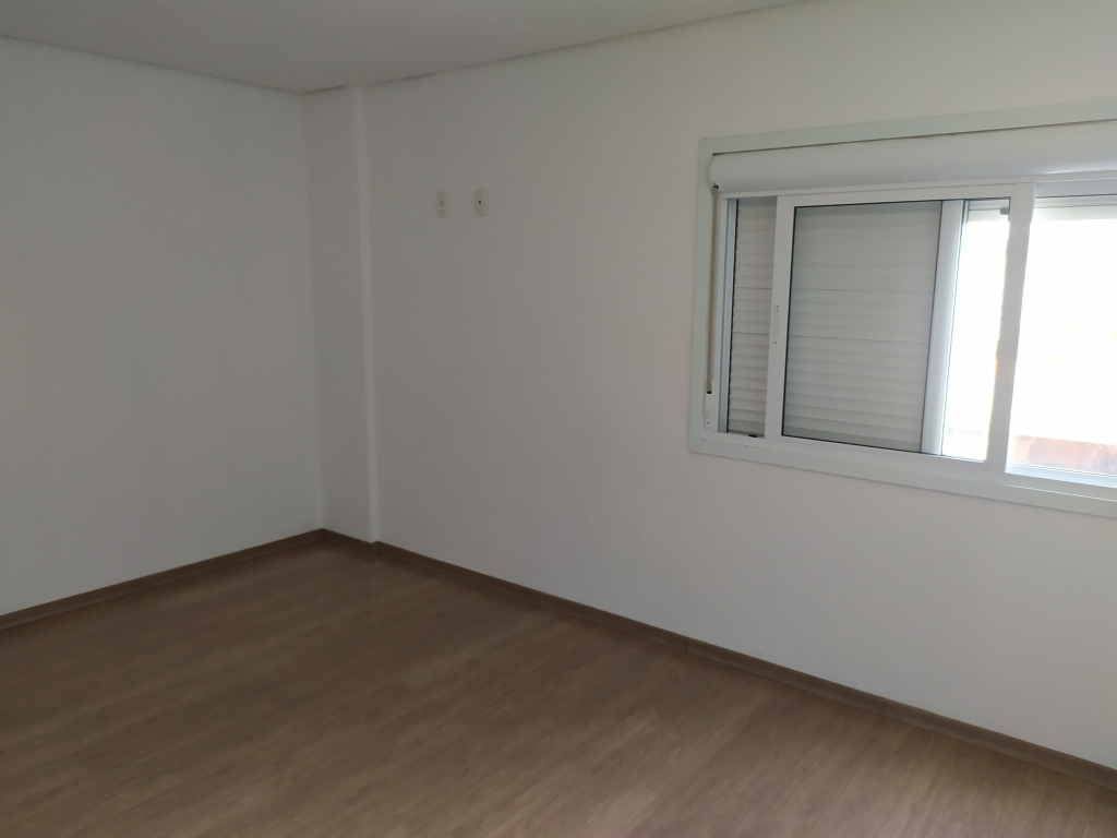 APARTAMENTO COM 2 DORMITÓRIOS