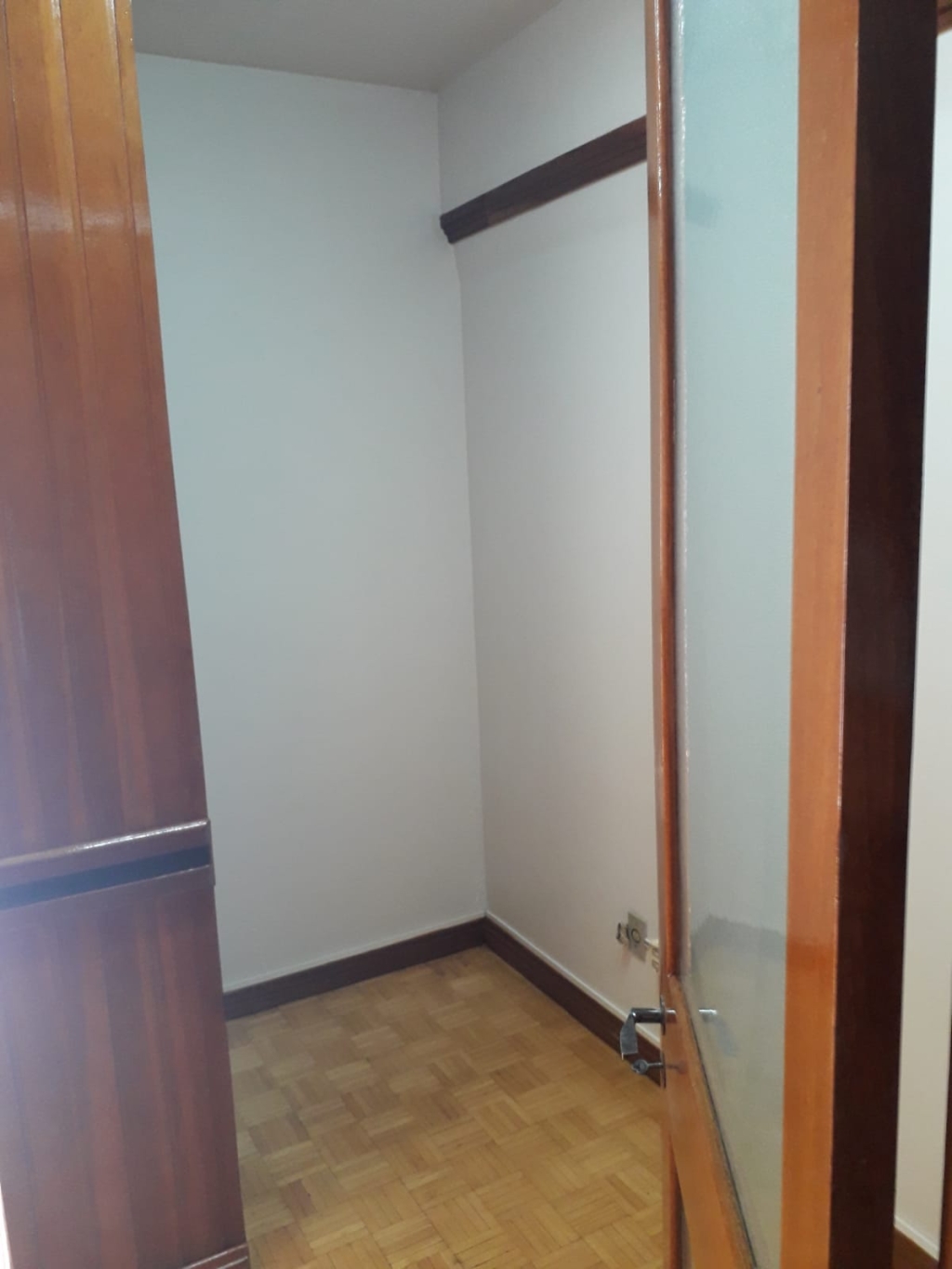 SALA COMERCIAL