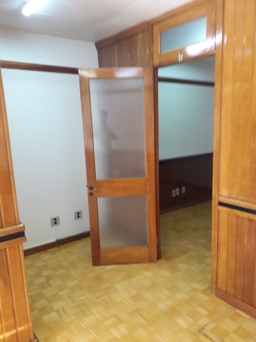 SALA COMERCIAL