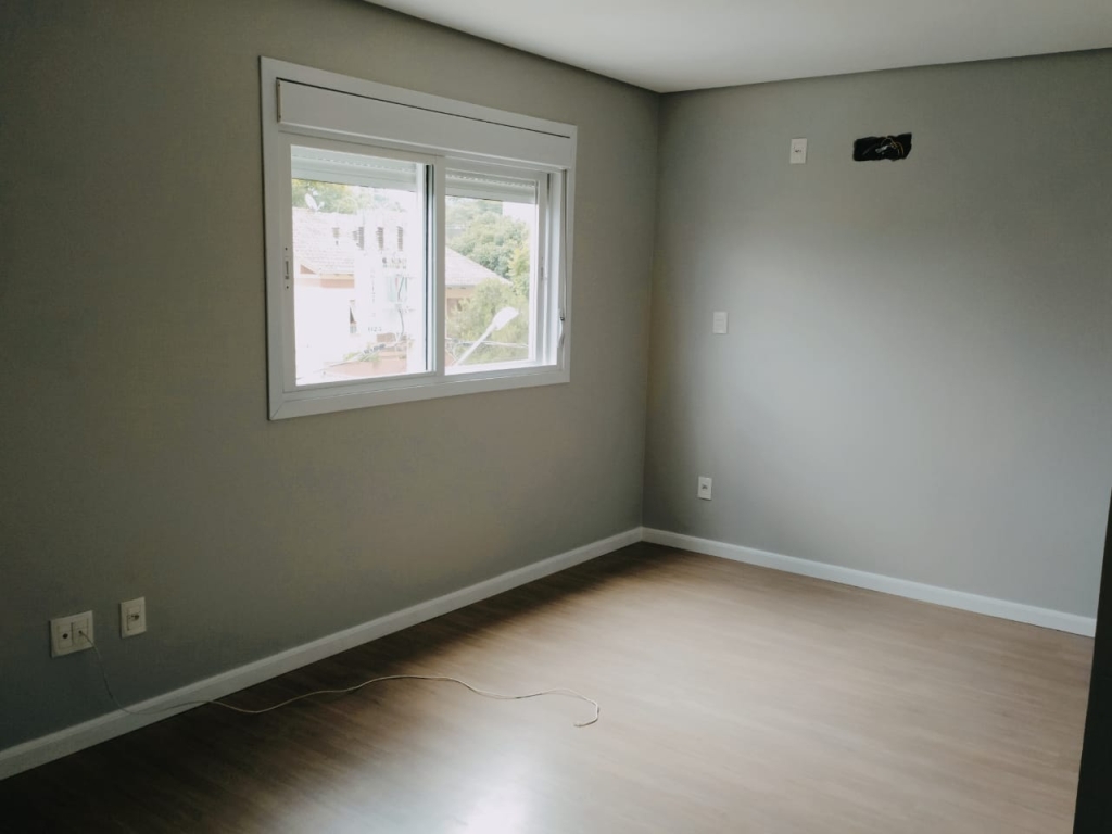 APARTAMENTO COM 3 DORMITÓRIOS