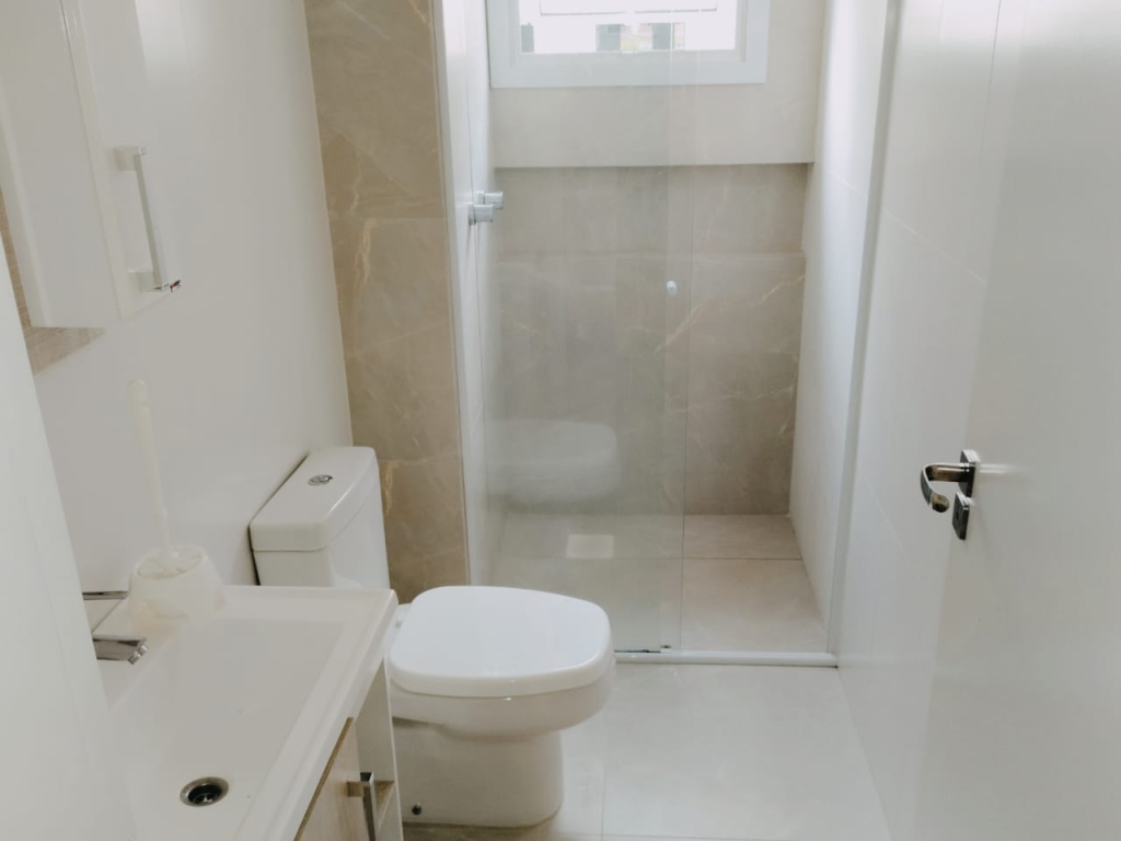 APARTAMENTO COM 3 DORMITÓRIOS