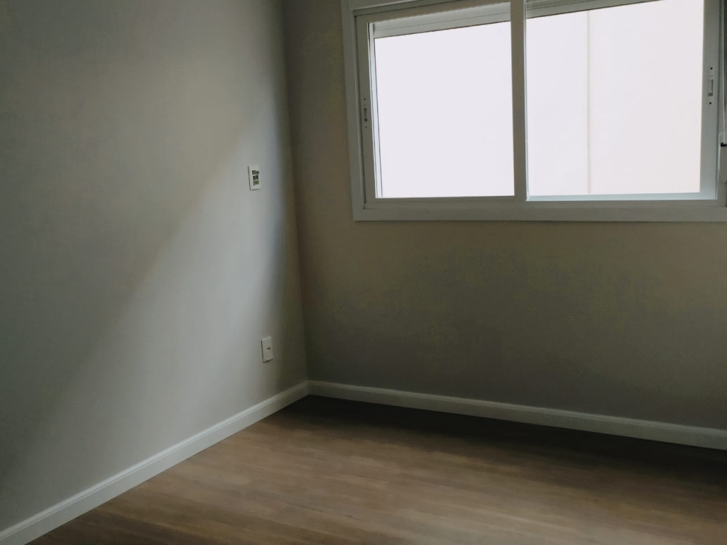 APARTAMENTO COM 3 DORMITÓRIOS