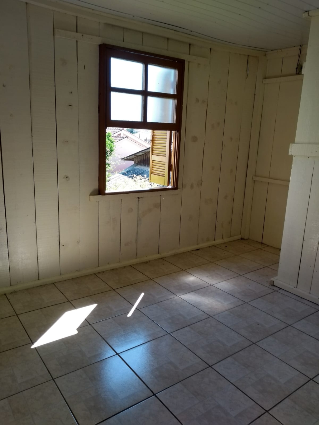 CASA COM 2 DORMITÓRIOS