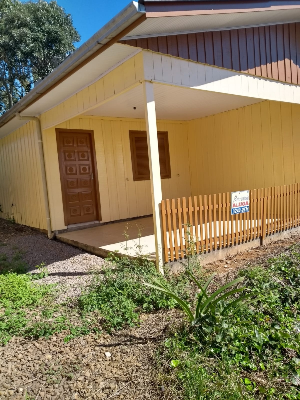 CASA COM 2 DORMITÓRIOS