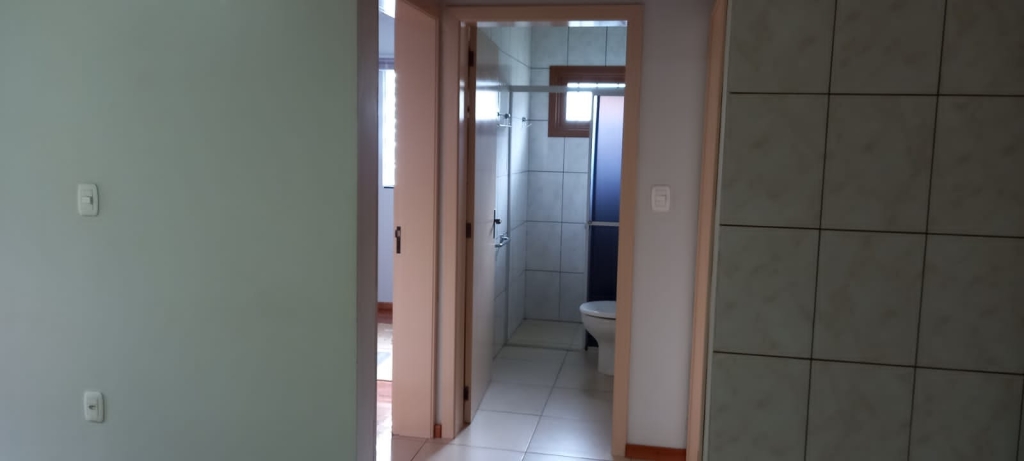 CASA COM 2 DORMITÓRIOS