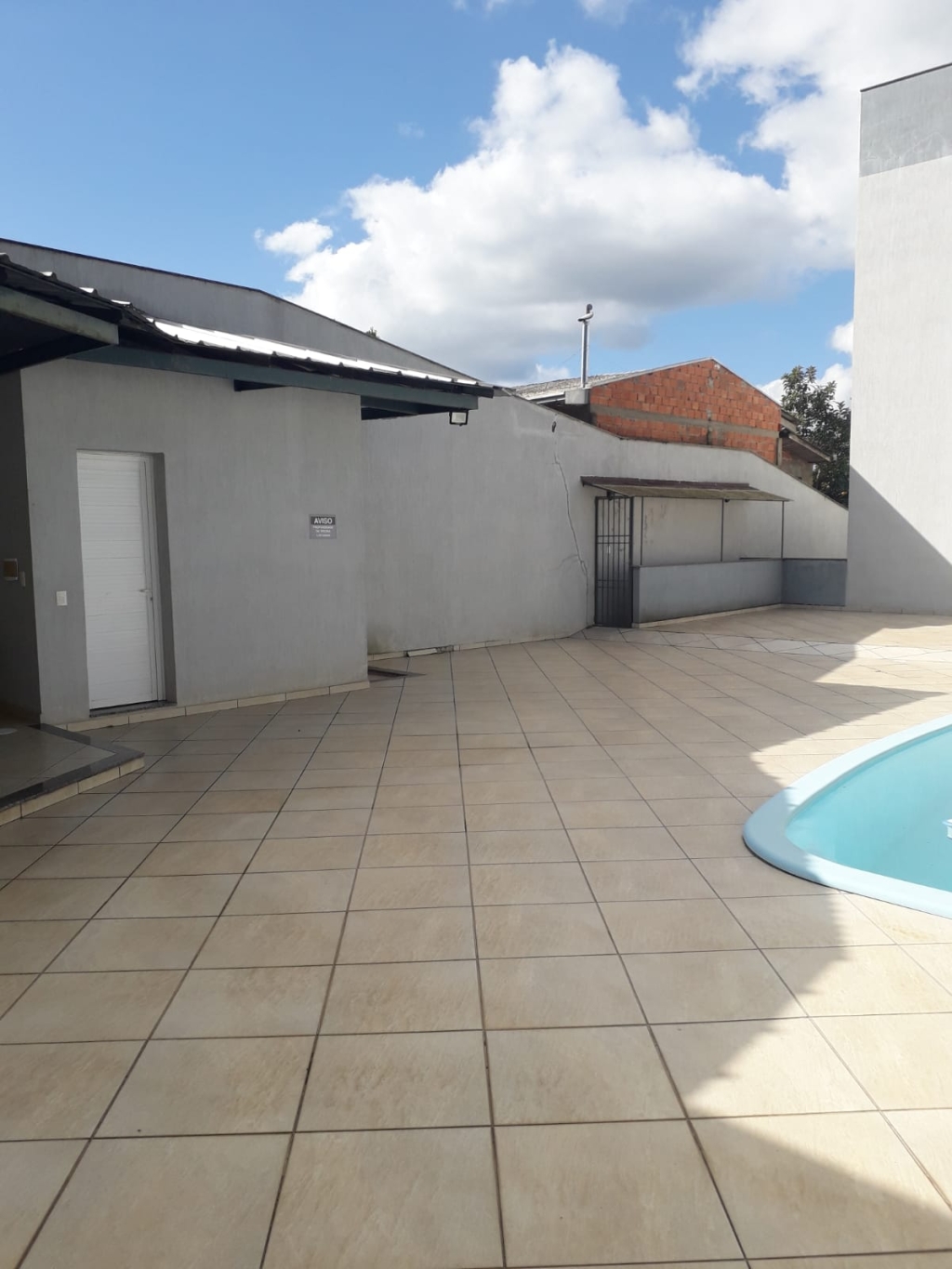 APARTAMENTO COM 2 DORMITÓRIOS