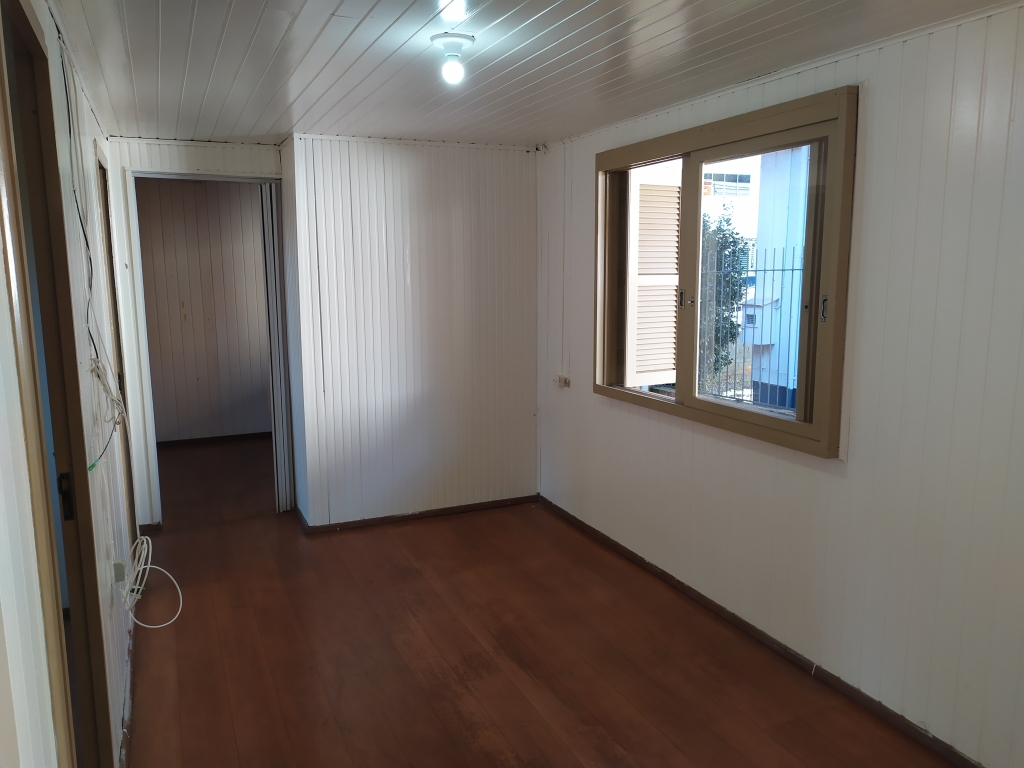 CASA COM 3 DORMITÓRIOS