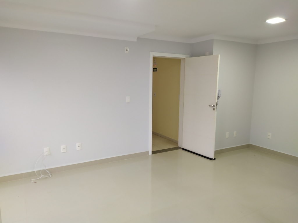 APARTAMENTO COM 2 DORMITÓRIOS