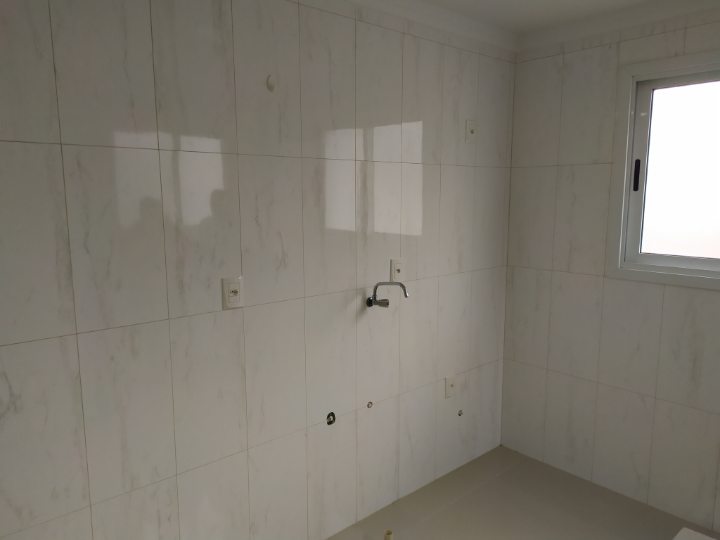 APARTAMENTO COM 2 DORMITÓRIOS