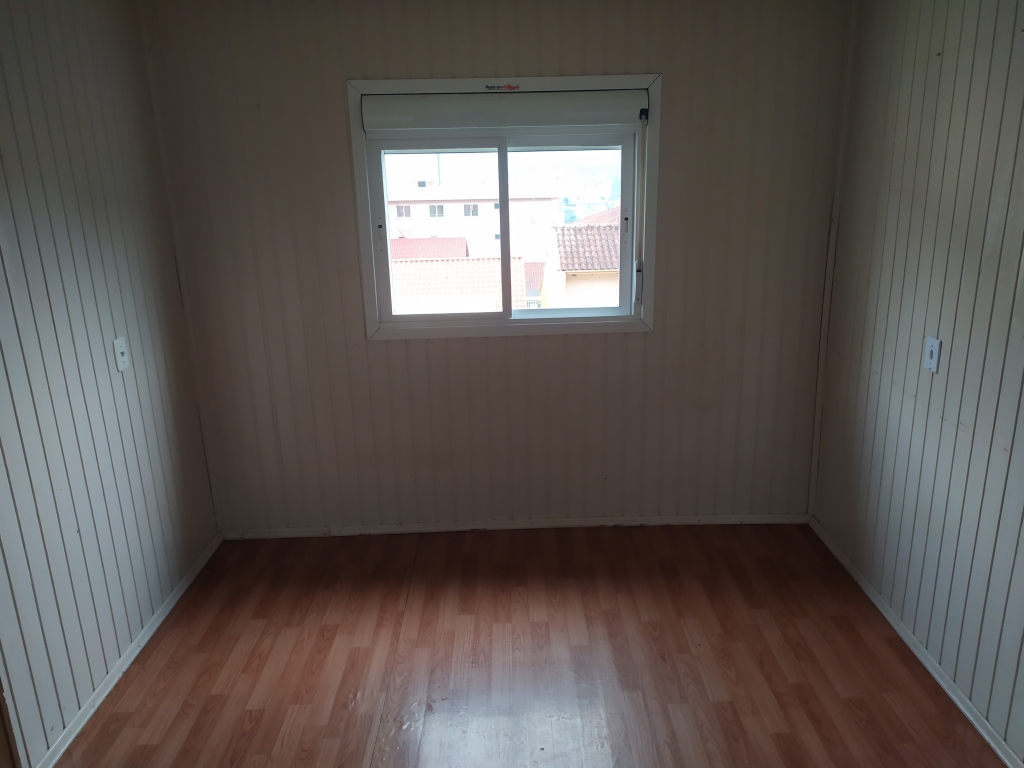 CASA COM 3 DORMITÓRIOS