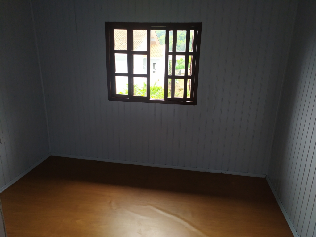 CASA COM 3 DORMITÓRIOS