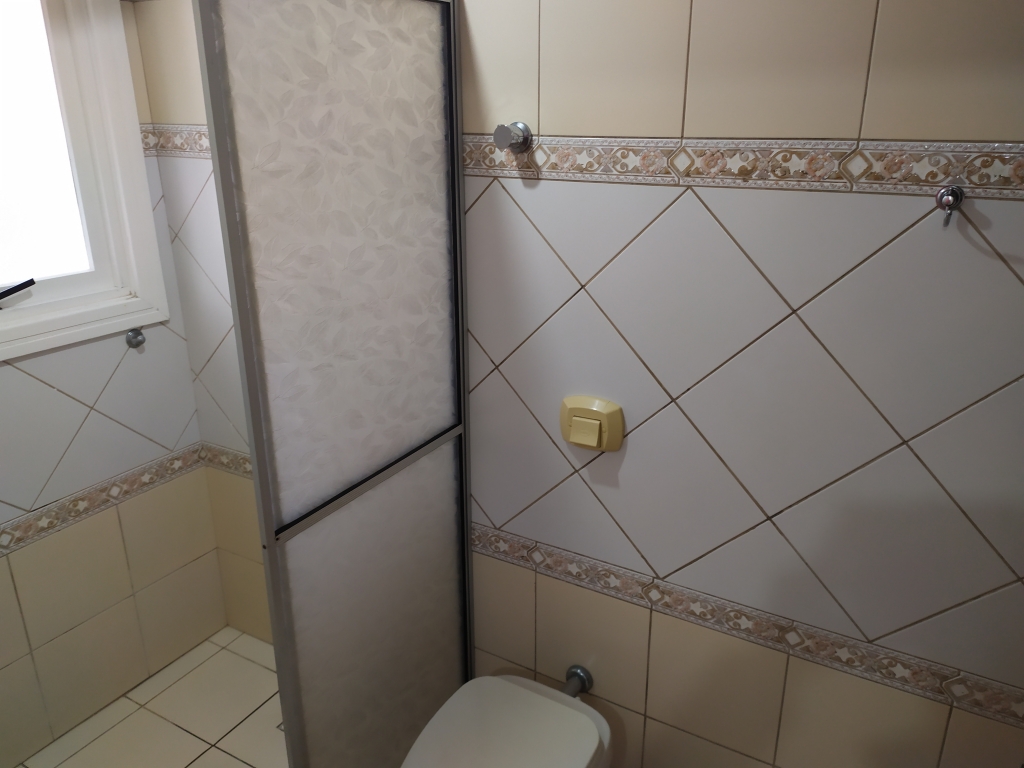 APARTAMENTO COM 2 DORMITÓRIOS