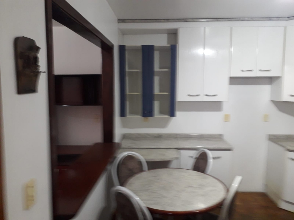 APARTAMENTO COM 3 DORMITÓRIOS (MOBILIADO)