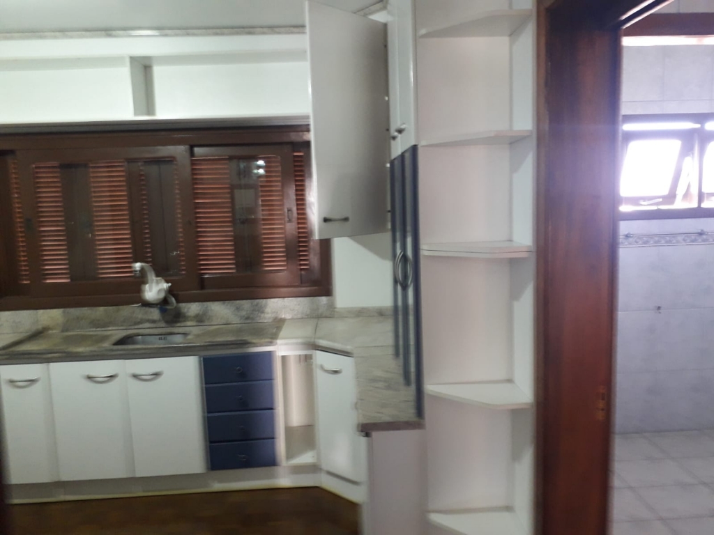 APARTAMENTO COM 3 DORMITÓRIOS (MOBILIADO)
