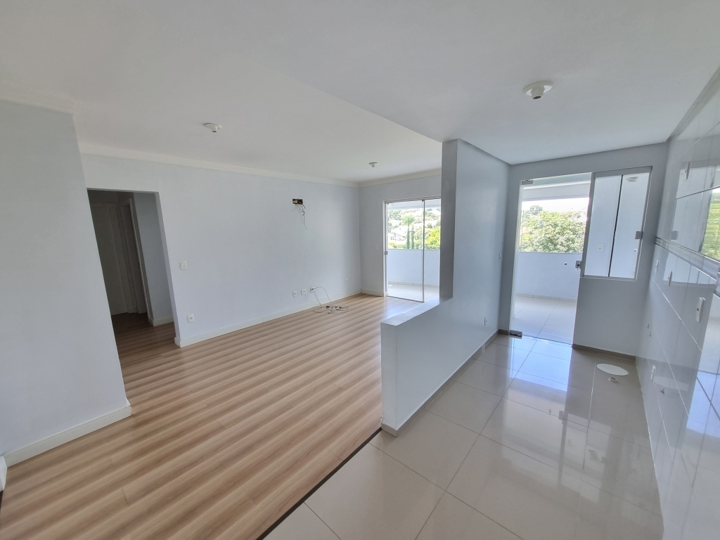 APARTAMENTO COM 2 DORMITÓRIOS