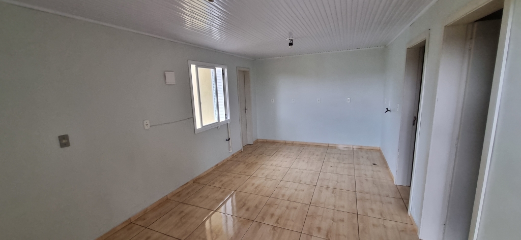 CASA COM 2 DORMITÓRIOS