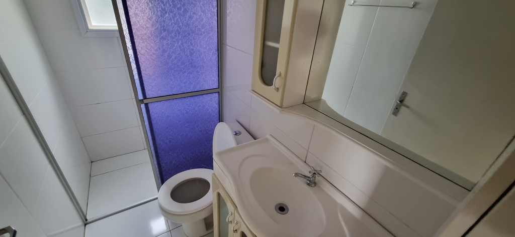 CASA COM 2 DORMITÓRIOS