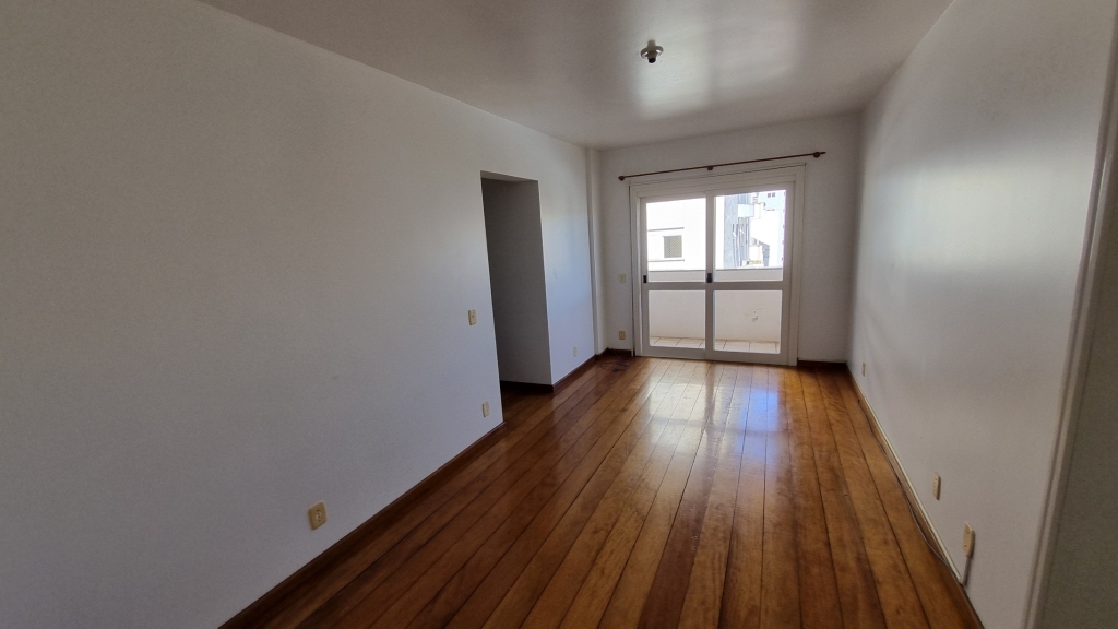 APARTAMENTO COM 2 DORMITÓRIOS