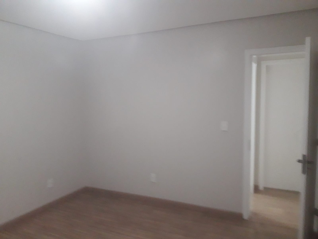 APARTAMENTO COM 3 DORMITÓRIOS