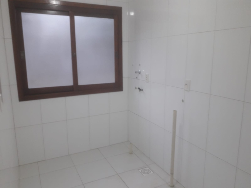 APARTAMENTO COM 3 DORMITÓRIOS