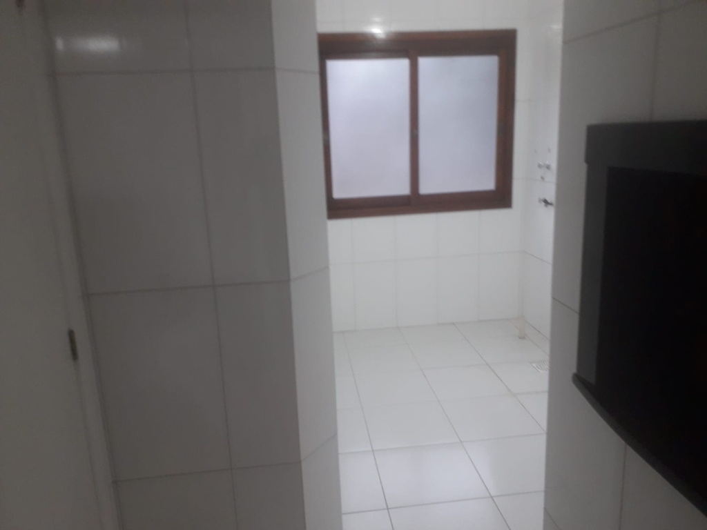 APARTAMENTO COM 3 DORMITÓRIOS