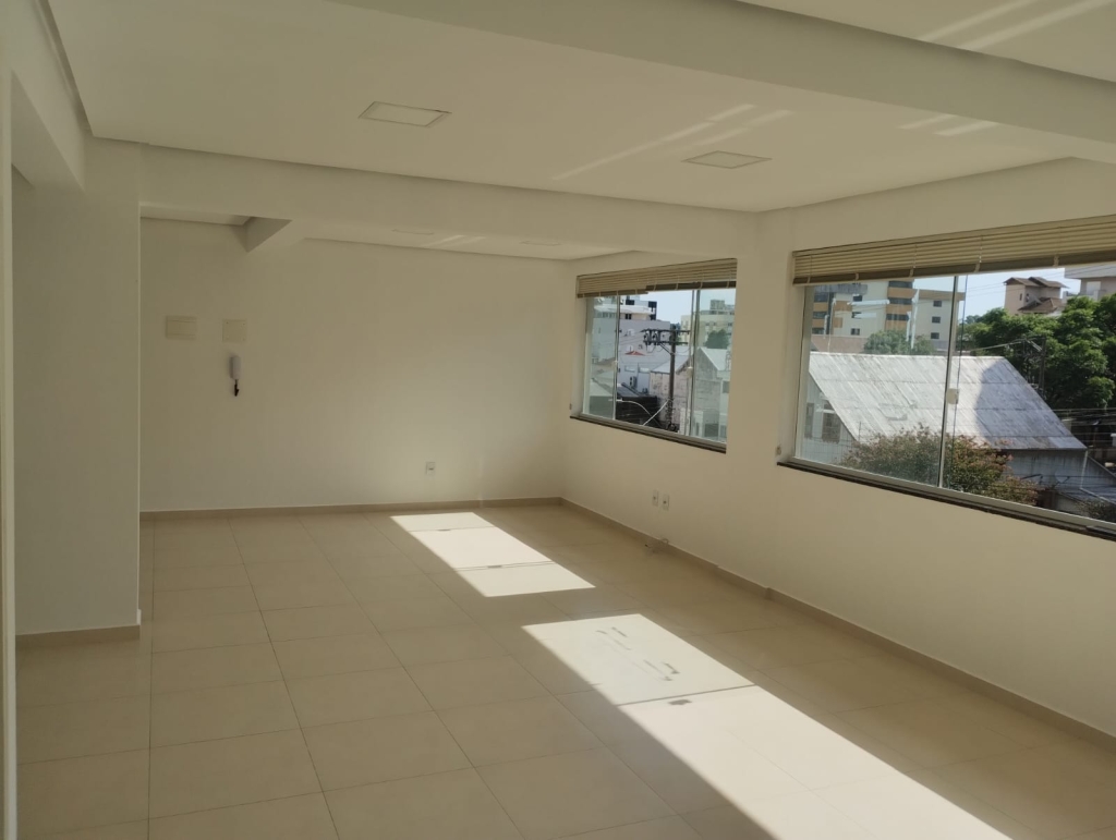SALA COMERCIAL