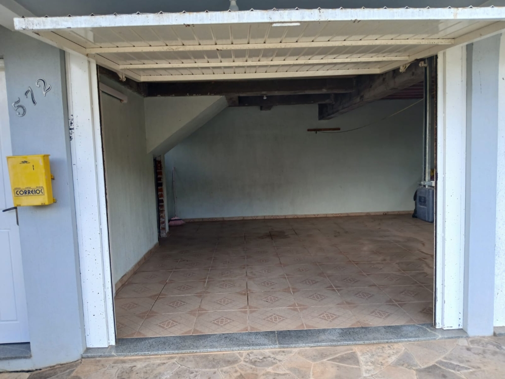 APARTAMENTO COM 3 DORMITÓRIOS