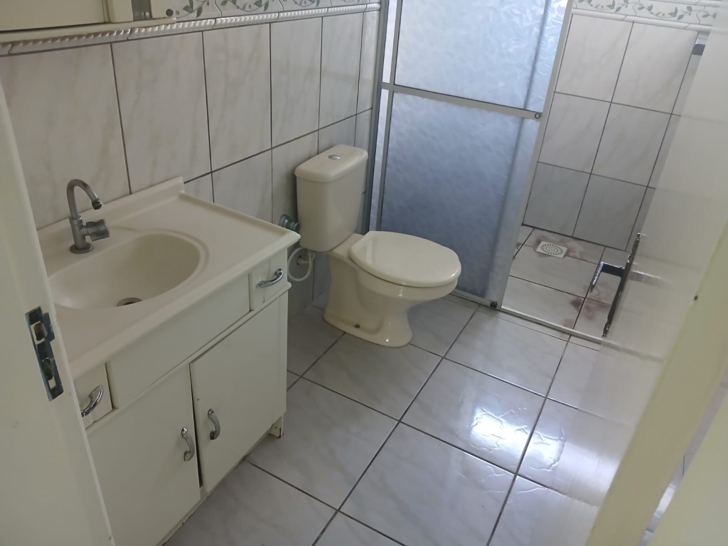 APARTAMENTO COM 3 DORMITÓRIOS