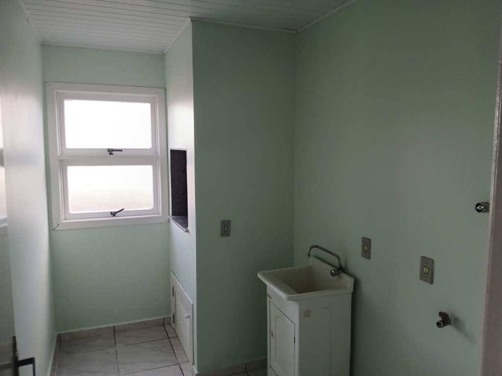 APARTAMENTO COM 3 DORMITÓRIOS