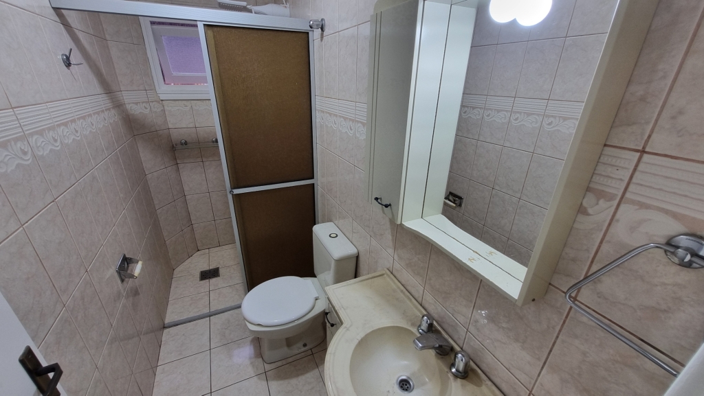 APARTAMENTO COM 1 DORMITÓRIO