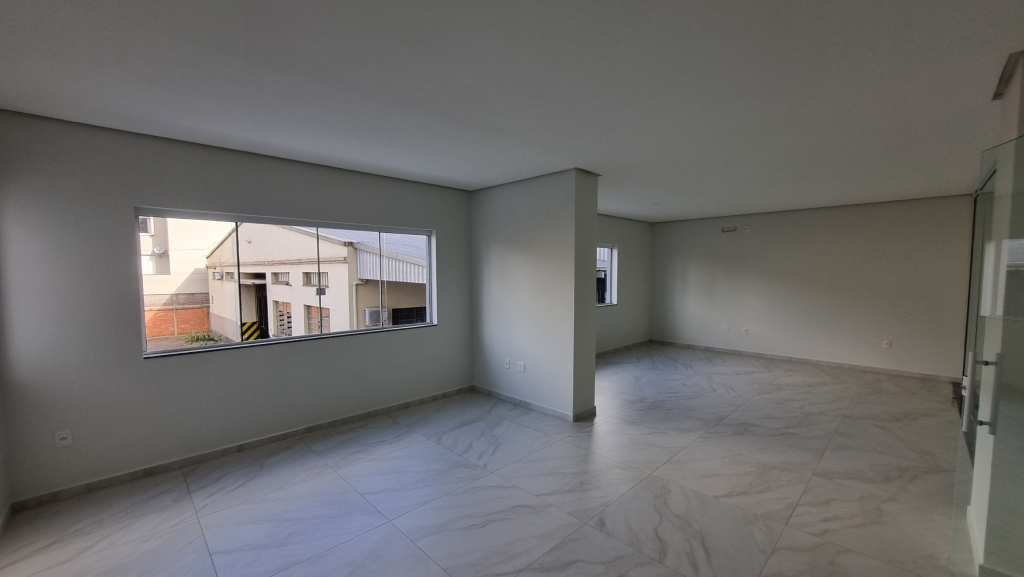 SALA COMERCIAL ( 204 )