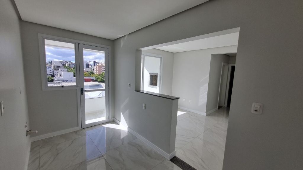 APARTAMENTO COM 2 DORMITÓRIOS