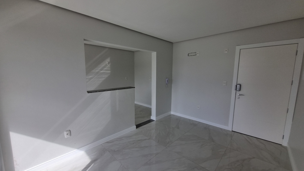 APARTAMENTO COM 2 DORMITÓRIOS