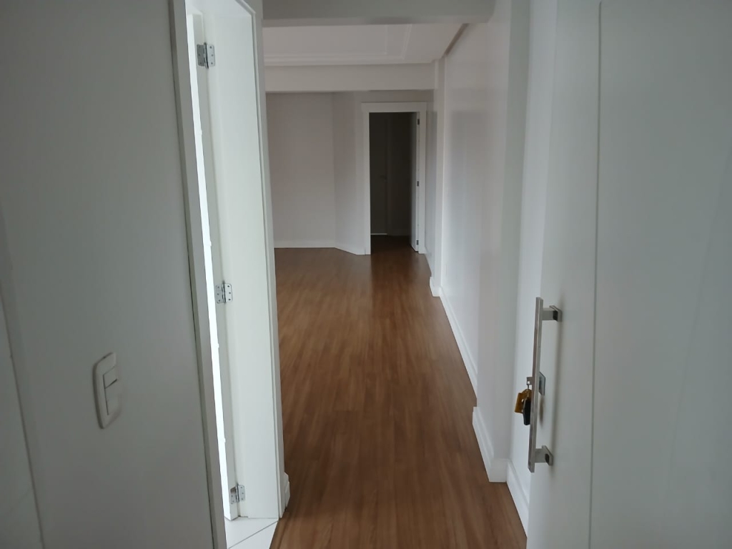 APARTAMENTO COM 2 DORMITÓRIOS