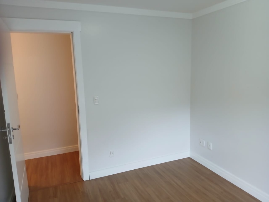 APARTAMENTO COM 2 DORMITÓRIOS