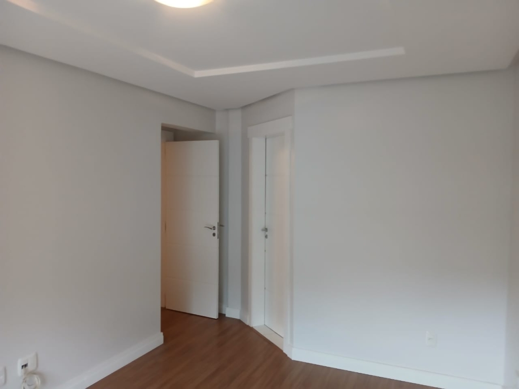 APARTAMENTO COM 2 DORMITÓRIOS